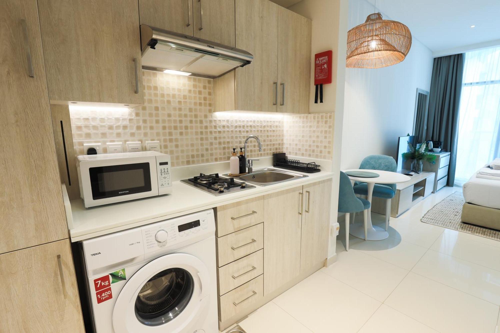 Fantastic Studio Apartment At Palm Jumeirah ดูไบ ภายนอก รูปภาพ